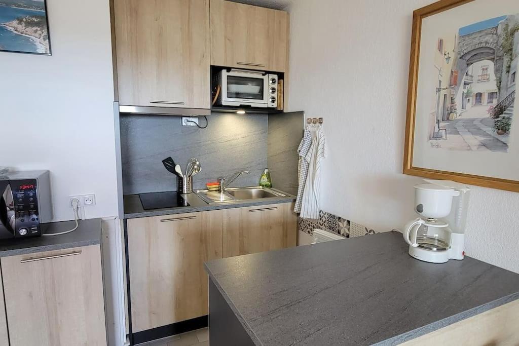 T2 Vue Mer Dans Residence Calme / T2 Sea View In A Quiet Residence Bandol Luaran gambar