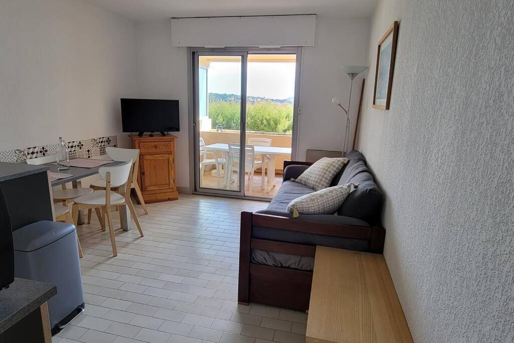 T2 Vue Mer Dans Residence Calme / T2 Sea View In A Quiet Residence Bandol Luaran gambar